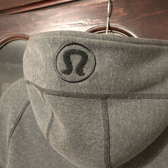 Lululemon Scuba Hoodie Size 8 - 2 tone gray - Picture 4 of 5